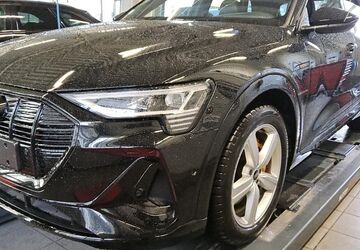 Audi e-tron 66.362 km 34.507 &euro; Hagen 58091
