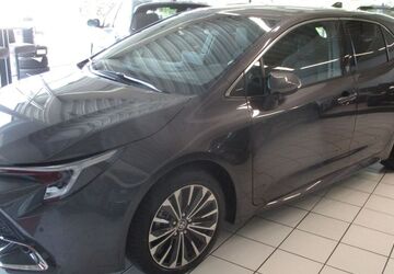 Toyota Corolla 17.100 km 22.940 &euro; Menden 58708