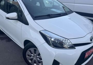 Toyota Yaris 83.000 km 8.999 &euro; Dortmund 44388