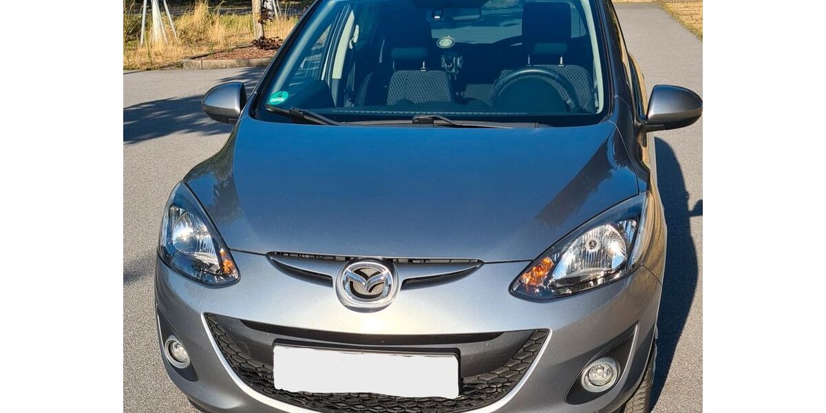 Mazda 2 87.000 km 5.900 &euro; Werl 59457