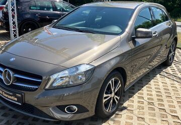 Mercedes-Benz A 180 141.745 km 12.290 &euro; Lünen 44536