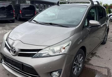 Toyota Verso 160.000 km 6.990 &euro; Halver 58553