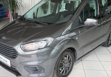 Ford Tourneo Courier 55.800 km 13.900 &euro; Arnsberg 59759