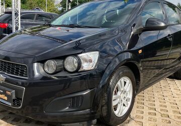 Chevrolet Aveo 165.462 km 3.890 &euro; Lünen 44536