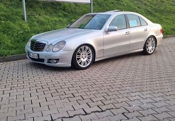 Mercedes-Benz E 280 299.023 km 3.950 &euro; Iserlohn 58636