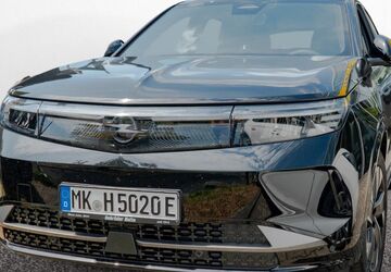 Opel Grandland (X) 2.490 km 32.490 &euro; Iserlohn 58636