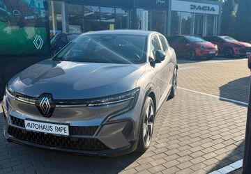 Renault Megane E-TECH 29.220 km 23.390 &euro; Iserlohn 58640