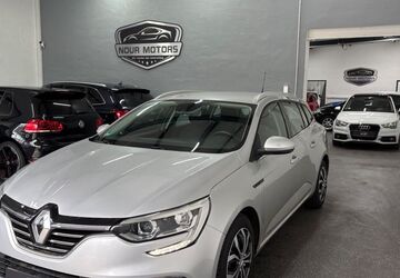 Renault Megane 145.879 km 8.867 &euro; Iserlohn 58638