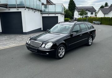Mercedes-Benz E 220 288.000 km 4.900 &euro; Unna 59423