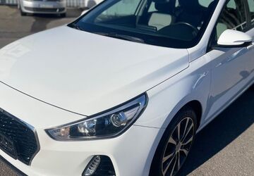 Hyundai i30 76.000 km 13.700 &euro; Iserlohn 58638