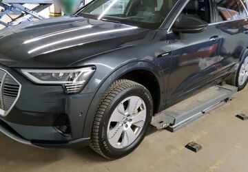 Audi e-tron 72.148 km 30.883 &euro; Hagen 58091