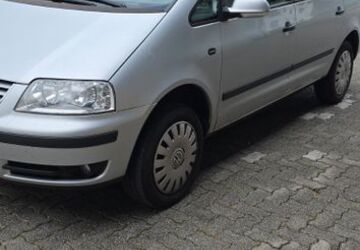 VW Sharan 217.566 km 3.999 &euro; Plettenberg landemert 58840