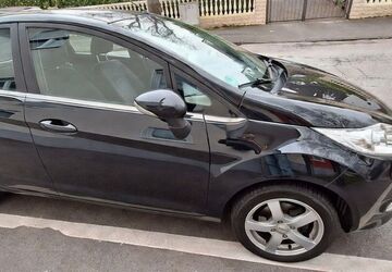 Ford Fiesta 61.600 km 4.990 &euro; Hemer 58675