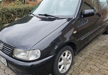 VW Polo 180.567 km 1.999 &euro; Arnsberg 59823